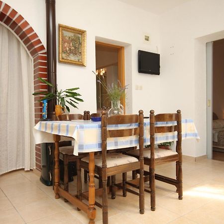 Apartments with a parking space Makarska - 6792 Ruang foto