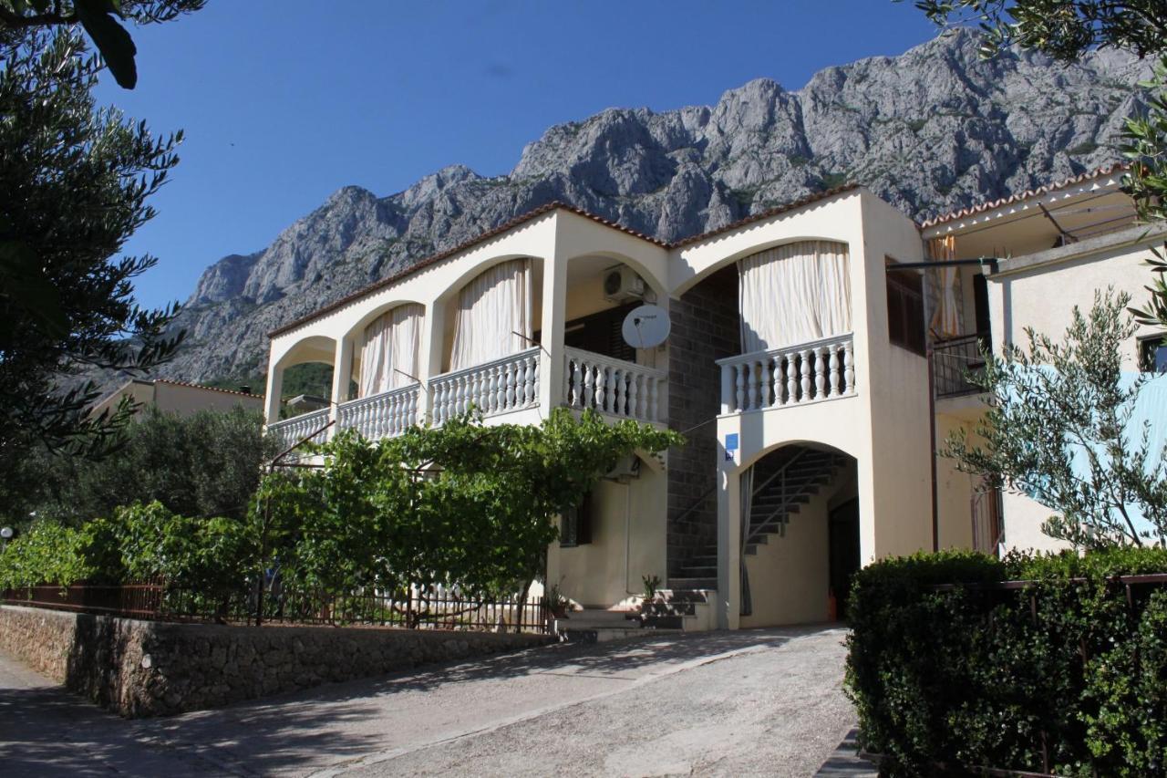 Apartments with a parking space Makarska - 6792 Bagian luar foto