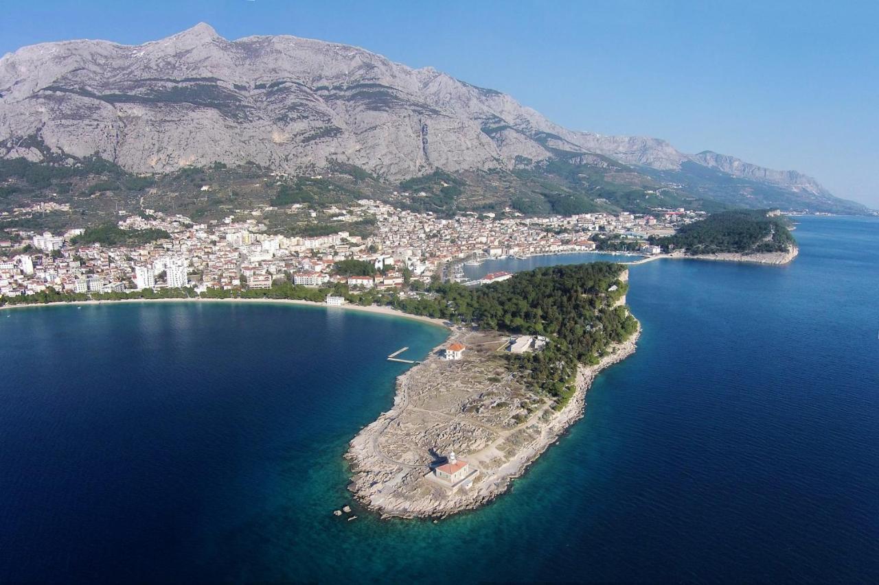 Apartments with a parking space Makarska - 6792 Bagian luar foto