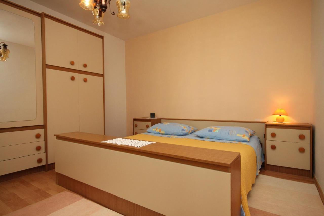 Apartments with a parking space Makarska - 6792 Bagian luar foto